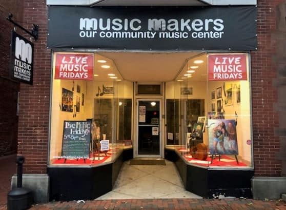 Waynesboro Art Alliance Invites All to Enjoy The Season at Music Makers and the Waynesboro Galleries